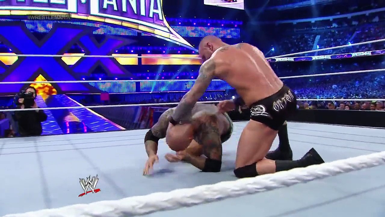 Randy Orton vs Batista vs Daniel