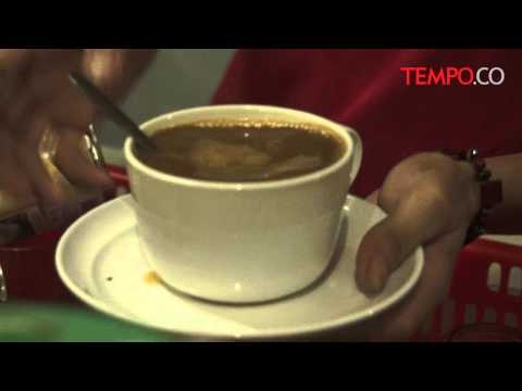 Nikmatnya Kopi Legendaris Kopi Es Tak Kie