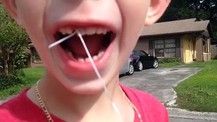 Ecco Una Tecnica Ninjia Per Estrarre Un Dente a Vostro Figlio!