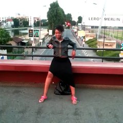 Quand une antillaise se fait draguer ... - Watch or Download _ DownVids.net