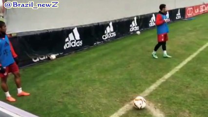 Nova magija Douglasa Coste