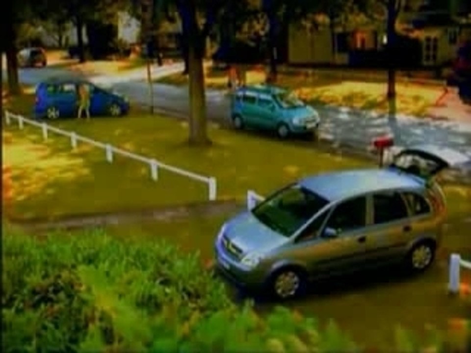 Blonde qui sait compter avec ses doigts