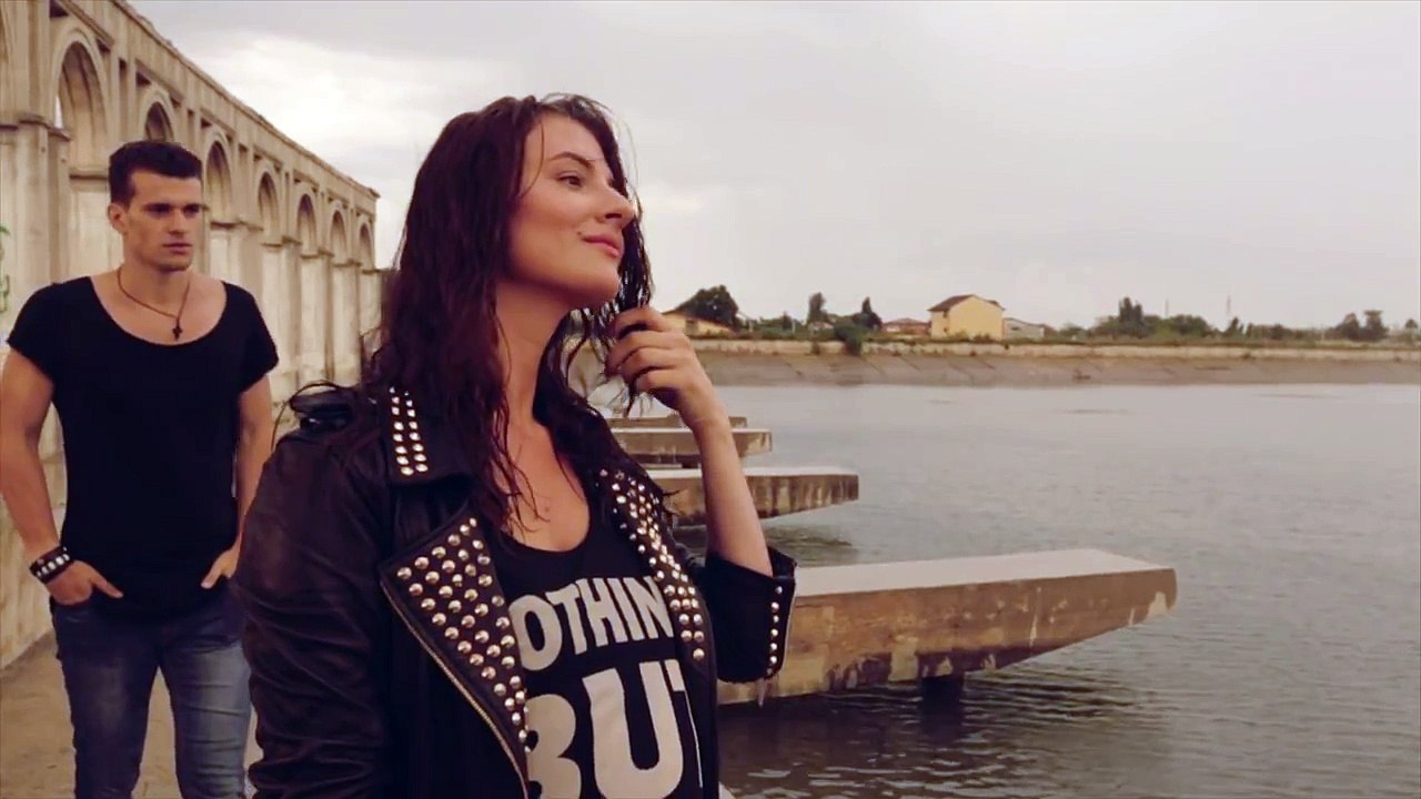 Akcent feat. Ronnie Bassroller - Everytime (Turn My Life Around) (Online Video) - 720p. Ronnie Bassroller - Everytime (Turn My Life Around) (Online Video) - 720p