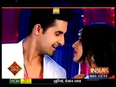 Jamai Raja 10th February 2016 Roshni Ki Mehendi Ceremony Mein Sid Roshni Ko Mehsoos Kara Raha Hai Apna Pyaar