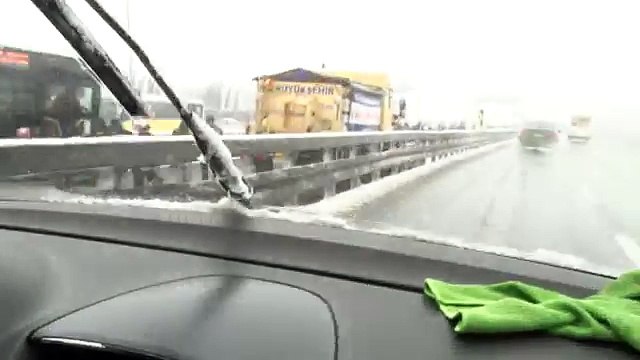 Beylikdüzü istikametinde metrobüs seferleri durdu