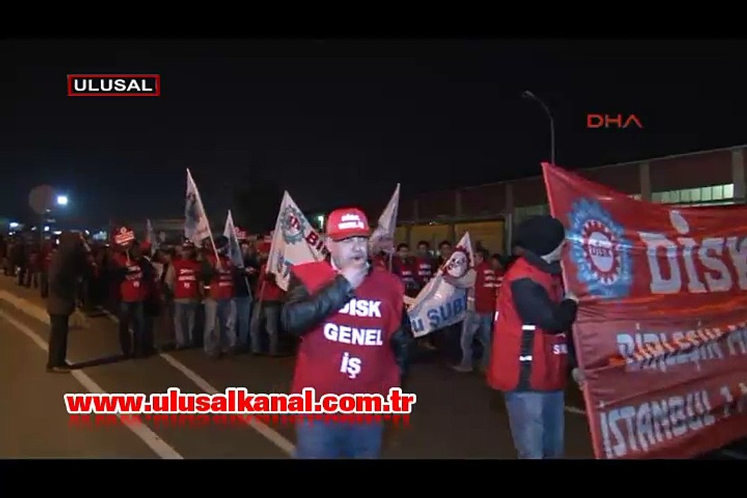 Hükümetin kıdem tazminatı ile ilgili düzenleme  girişimi DİSK tarafından protesto edildi