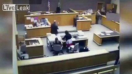 Handcuffed Prisoner Escapes From Court