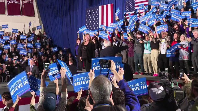 Rebeldes Trump y Sanders ganan primarias de New Hampshire