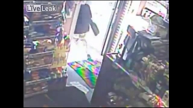 Bastard Rips Off Old Lady NEWS!!!!! (News World)