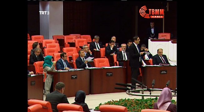 idris Baluken bizim verdigimiz grup önergelerimiz sudan bahanelerle mecliste görüsülmesine müsaade edilmiyor