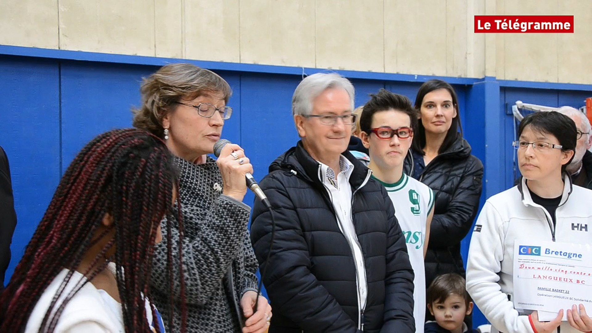 Saint-Brieuc. Solidarité pour le club de basket de Langueux - Vidéo  Dailymotion