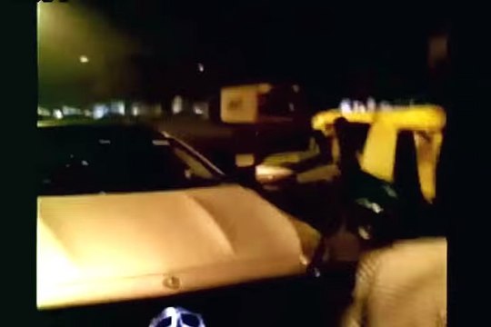 Larki Sharab k Nashay mein Larky ko Dhamkiyan dy rahi hai!