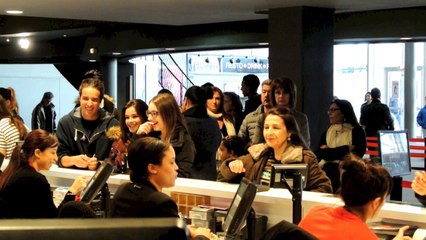 Joséphine s'arrondit (Marilou Berry & Mehdi Nebbou à Nîmes