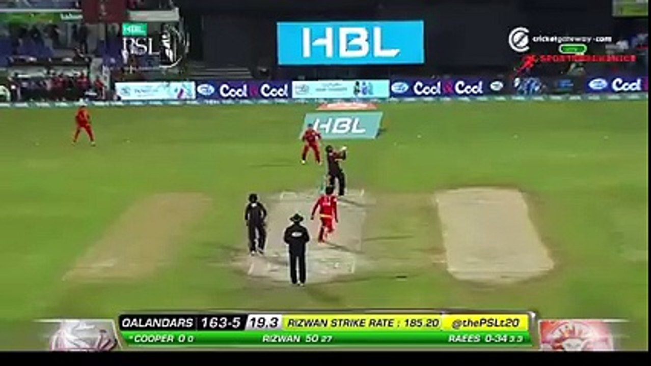 Ruman Raees Takes a huge catch  of Kevon Cooper in PSL