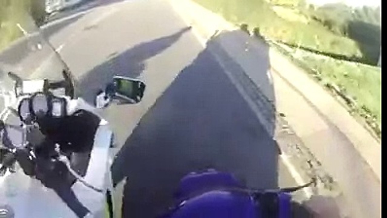 Course poursuite en scooter à la GTA !