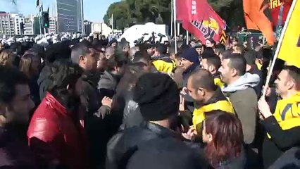 Boykota katılan binlerce kişiye TOMA'lı, coplu müdahale