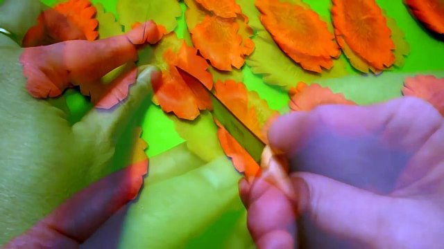 Цветы из моркови! Flowers of carrot! Украшения из моркови! Decoration of carrot!