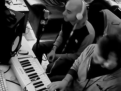 Sansar Salvo & Şanışer - Sokağa Döner (Yayın Provası)