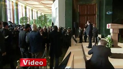 Ferdi Tayfur'un Cumhurbaşkanlığı'nda Şarkı Söylemesi!