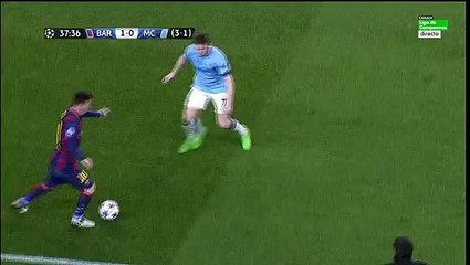 Pep Guardiola superb reaction to Leo Messis cheeky nutmeg during Barcelona v Man City