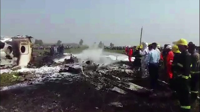 Queda de avião militar deixa quatro mortos em Mianmar