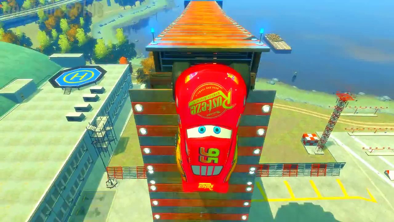 Lightning McQueen Monster Jam Mack Truck Disney cars jumping Happiness Ramp v2