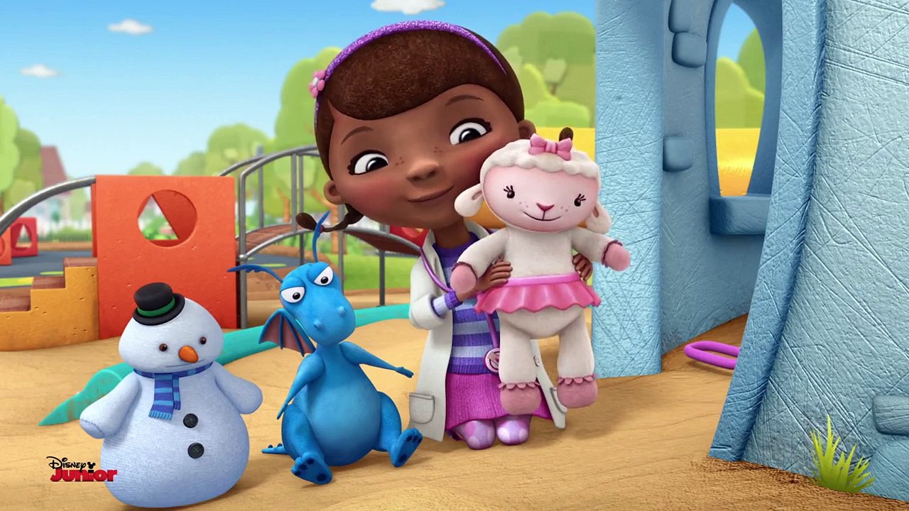 Docteur La Peluche - Premières minutes : Une chauve-souris grincheuse et fragile !