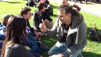 HnO Street Hypnosis On Young Girl by Fastjim (Paris 041012)