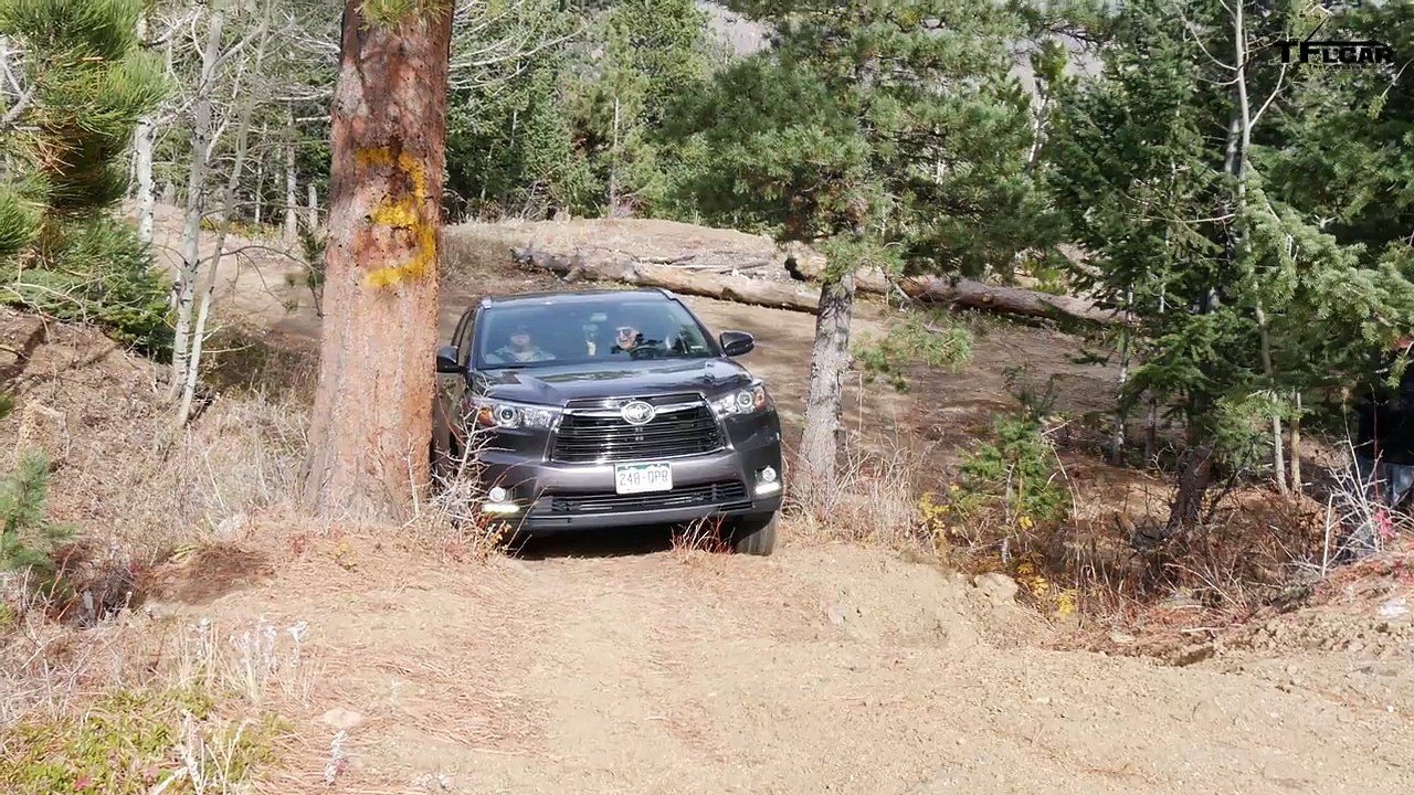 2016 Honda Pilot vs Toyota Highlander take on Gold Mine Hill Off Road Review