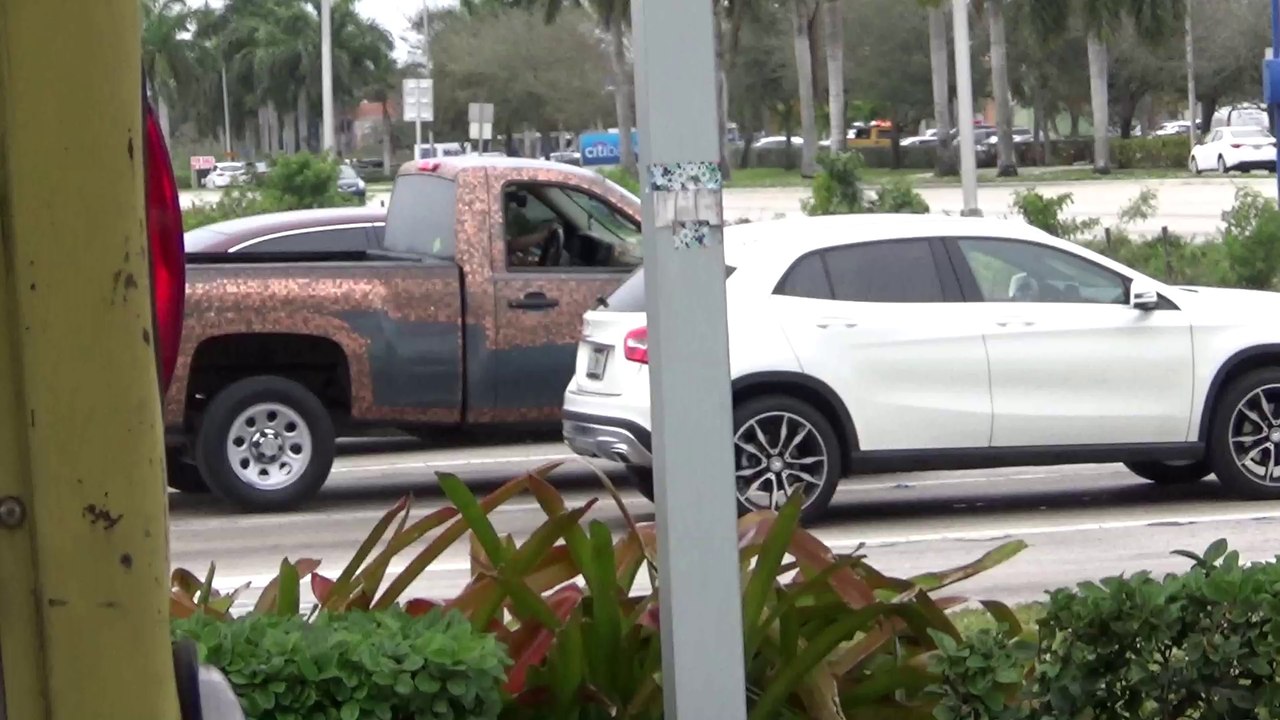 IMPRESIONANTE CHEVROLET SILVERADO CON CENTAVOS DE DOLLAR (CENTS OF DOLLAR)
