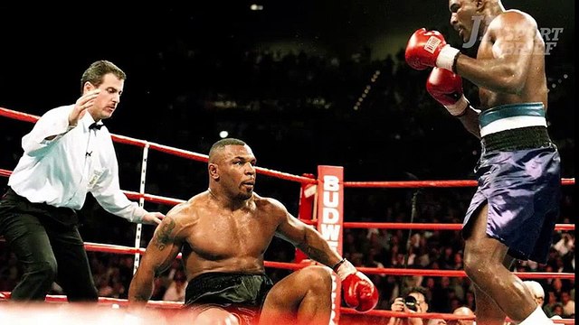 Evander Holyfield Chases Mike Tyson! ESPN Nov 10th! Biggest Boxers