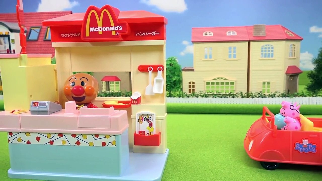 マクドナルドのキッチンとアンパンマンおもちゃ McDonalds PlaySet / Anpanman Toys visit a Miniature McDonalds!