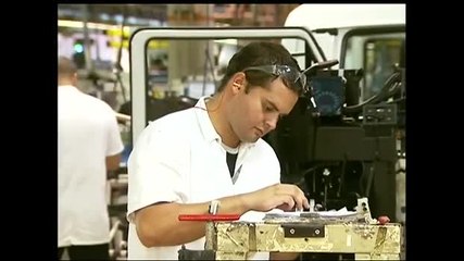 PIB fecha 2015 com queda de 3,8%