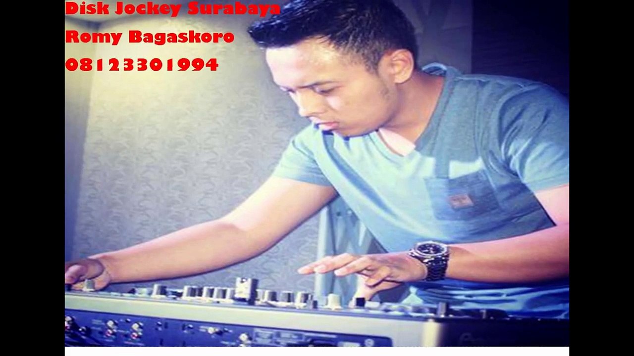 08123301994 (Telkomsel) Sewa DJ Malang , Sewa DJ Controller Romy Bagaskoro, DJ Pria Indonesia