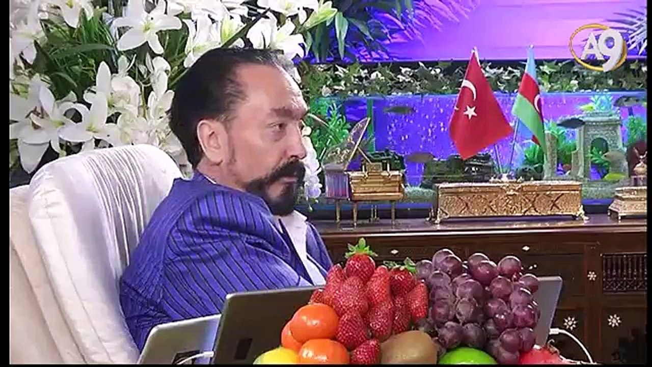 Münafıkların ilk adımı evrimi savunmaya başlamaktır.