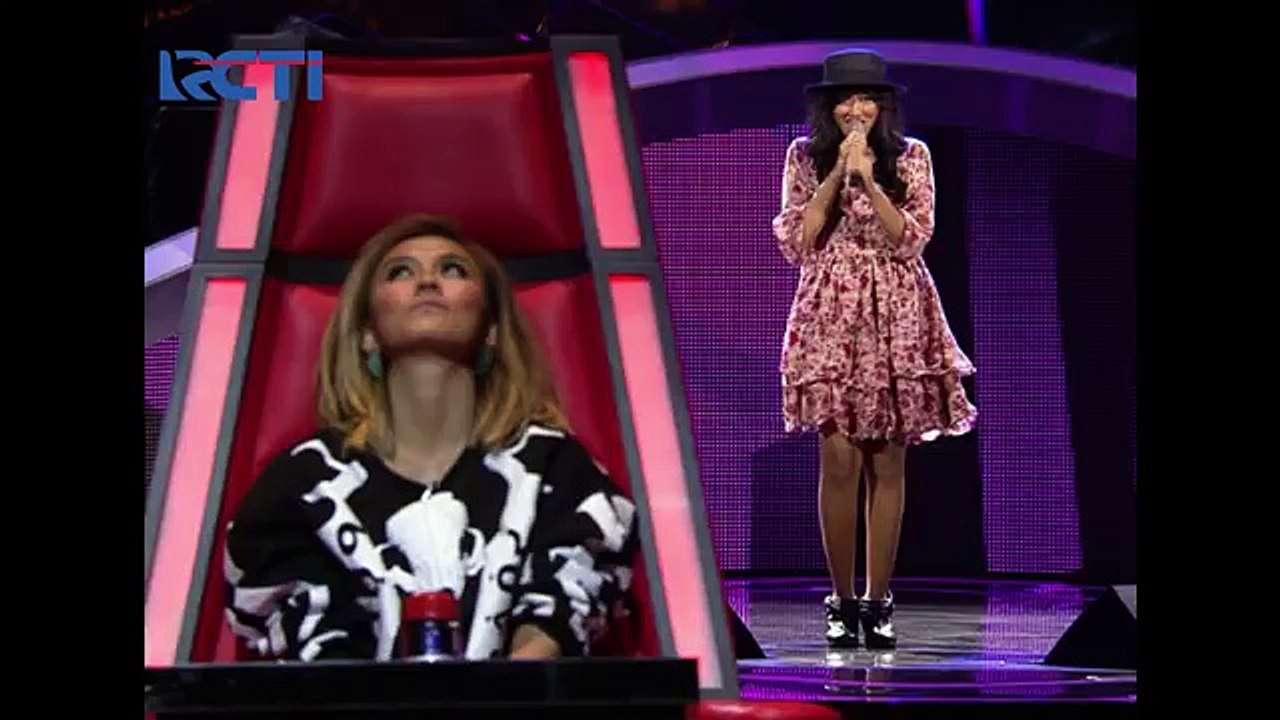The Voice Indonesia 2016 Blind Audition - Melati Rahitia: Love 3X