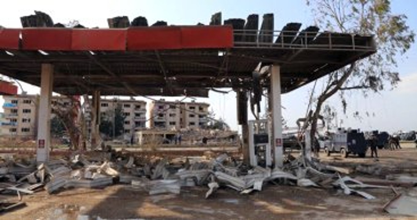 Nusaybin'de Polise Bombalı Saldırı: 2 Polis Şehit, 14 Yaralı