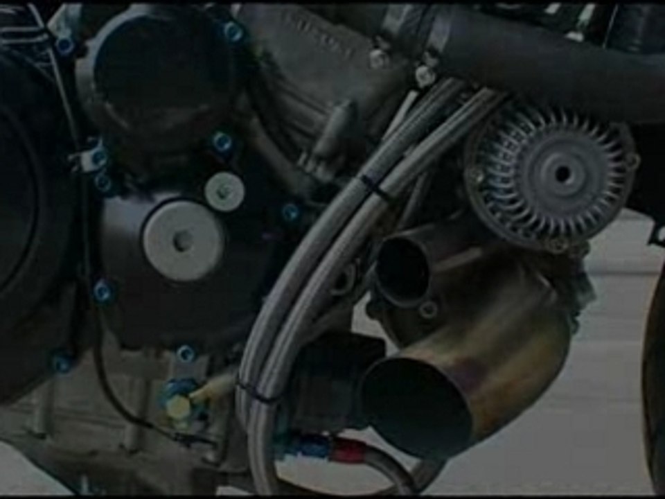 vélo ghost rider hayabusa, moto a 300km/h sur l'autoroute