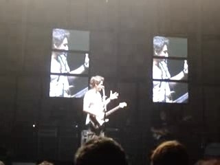 John Mayer joking around in San Jose (6/05/07)