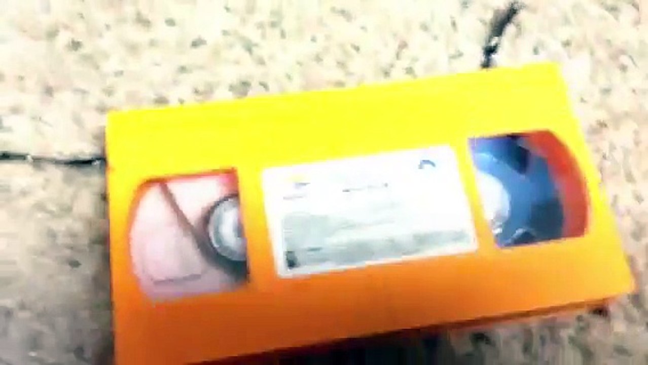 My rugrats movie 1998 VHS in broke