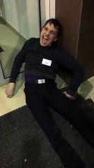 Охранника накрыло. 18+