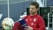 The last of Xabi Alonso It gives hints sitting while reading_
