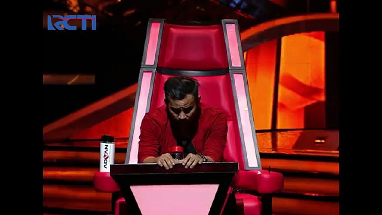 The Voice Indonesia 2016 Blind Audition - Grace Anastasia: Rehab