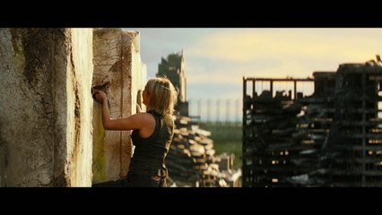 The Divergent Series: Allegiant - Clip - Heights