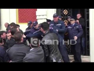 POLICIA NDALON KRESHNIK SPAHIUN