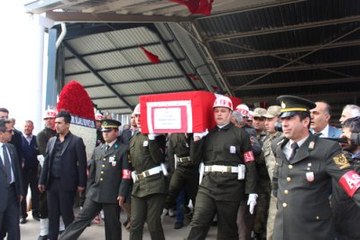 Görme Engelli Babadan Şehit Oğluna Son Veda