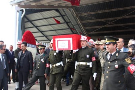 Görme Engelli Babadan Şehit Oğluna Son Veda