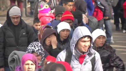 Refugjatët, pre’ e trafikantëve - Top Channel Albania - News - Lajme