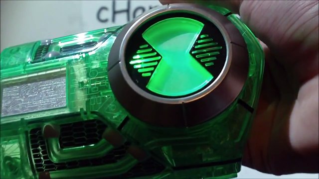 Ben 10 Ultimate Ultimatrix UNBOXING