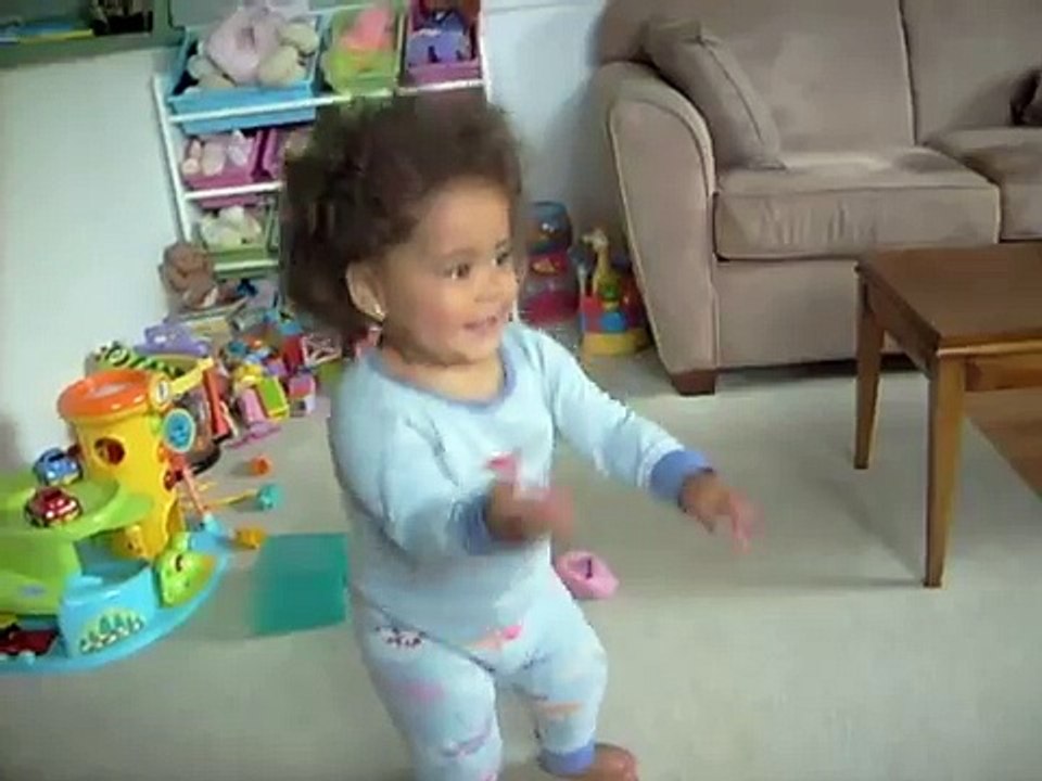 Mickey Mouse Clubhouse Hot Dog dance